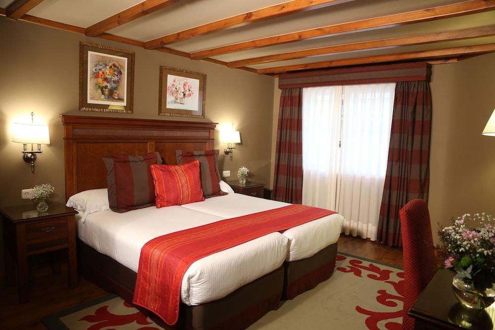 Gran Hotel Los Abetos Santiago de Compostela Ngoại thất bức ảnh